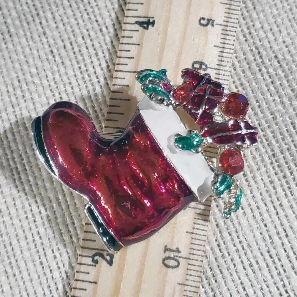 Y2K 90s Christmas Stocking Boot Rhinestone Enamel Christmas Sweater Pin Brooch - Picture 3 of 6